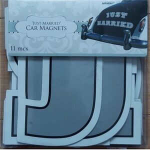 Just Married Magnet Car Decorating Kit New in Package
